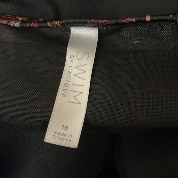 Cacique Swimsuit - Picture 5 of 5